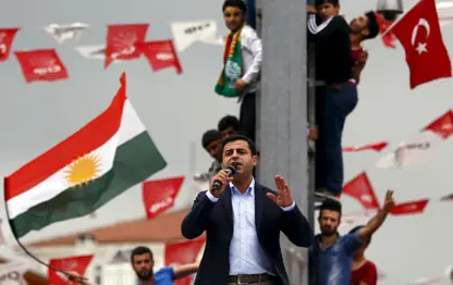Rawest Araştırma: Kürtler Türkiyelileşiyor, ikon ise Demirtaş! 