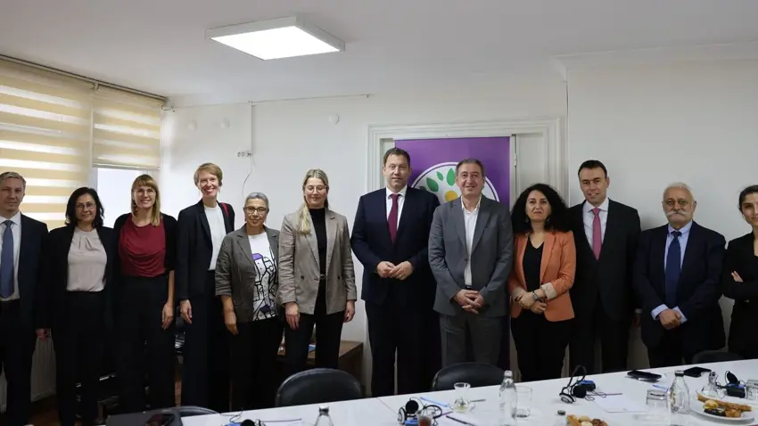 Sanda Partiya Alman SPDê serdana DEM Partiyê kir: Em qeyûman rast nabînin!