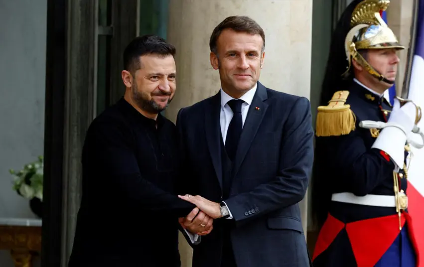 Macron ve Zelenskiy 'Zafer Plani'ni görüstü