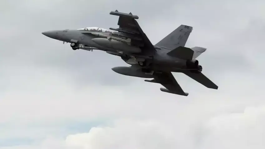 Li DYAyê balafira ser ket, ji ajotvanan agahî tine