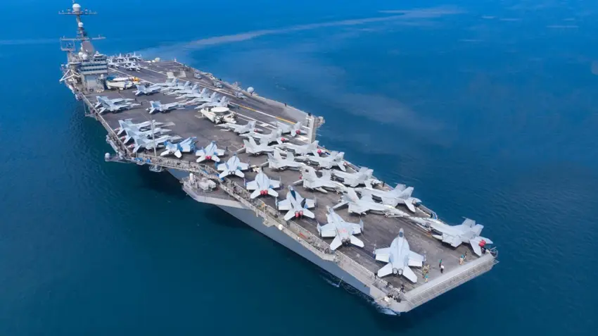 Îranê tevî Rûsya û Umanê li Okyanûsa Hindê tetbîqata leskerî pêk anî