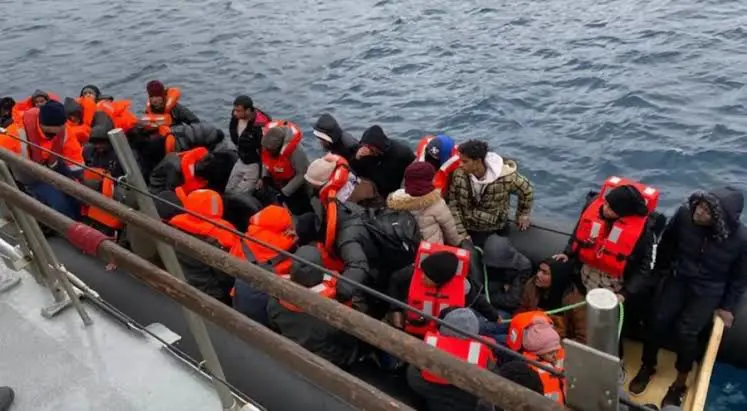 Çanakkale'de 40 düzensiz göçmen yakalandi