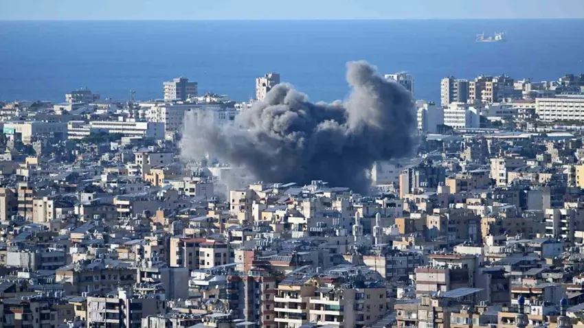 Di êrîsa Îsraîlê de saredarê Sahmarê û 3 kesên din jiyana xwe ji dest dan