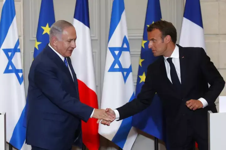 Macron ji Netanyahu re: Mirina Sînwar dê rê li ber danûstandinên nû yên agirbesta li Xezeyê veke