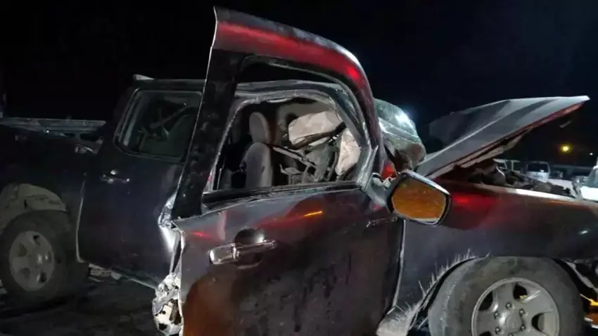 Li bajarê Meletiyê otomobil û pikap serî bi serî li hev ketin: 3 mirî û 4 birîndar