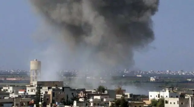 Deyrezor'da Iran destekli gruplara hava saldirisi