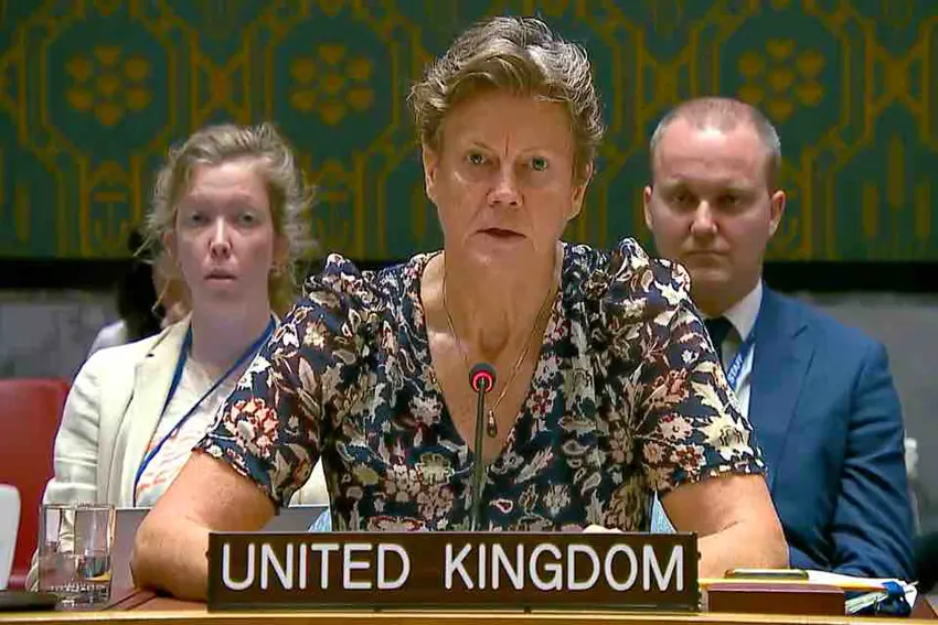 Îngîltere, îzna 30 lîsansên ku çekan difrosin Îsraîlê betal kir