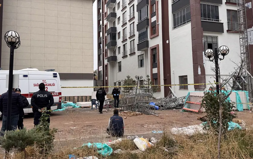 Meletî | Îskeleya însaetê hedimî: 2 karkeran canê xwe ji dest da