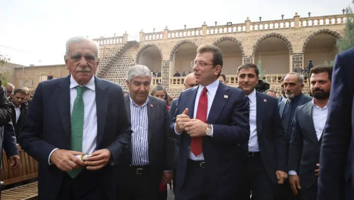 Ekrem Imamoglu’ndan Mardin'e 'kayyim' ziyareti