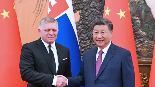 Lîderên Çînê û Îngîltere di zîrwa G20an de civiyan