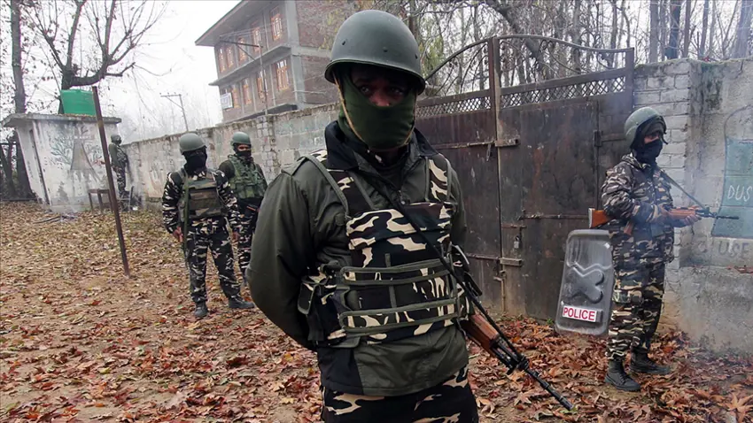 Li Cammu-Kesmirê ser derket: 3 berxwedêr hatin kustin