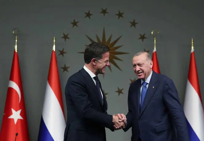 Rutte, Ankara ziyaretinde Erdogan'la bir araya geldi