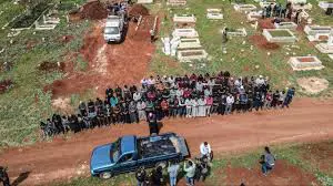 Li Idlibê rejîma Sûriyê û grûbên bi ser Îranê êrîs kirin: 3 zarok mirin û 15 kes birîndar bûn