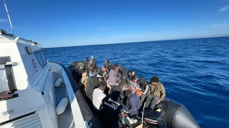 Li peravên Muglayê 49 koçber hatin girtin!