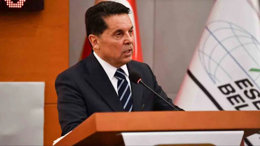 Îtîraza zîndanîkirina Prof. Ahmet Özer qebûl nebû