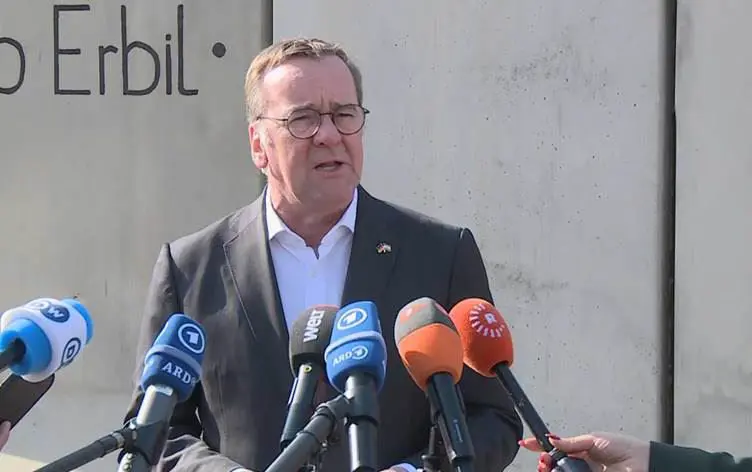 Alman Savunma Bakani: Kürdistan Bölgesine destegimiz sürecek