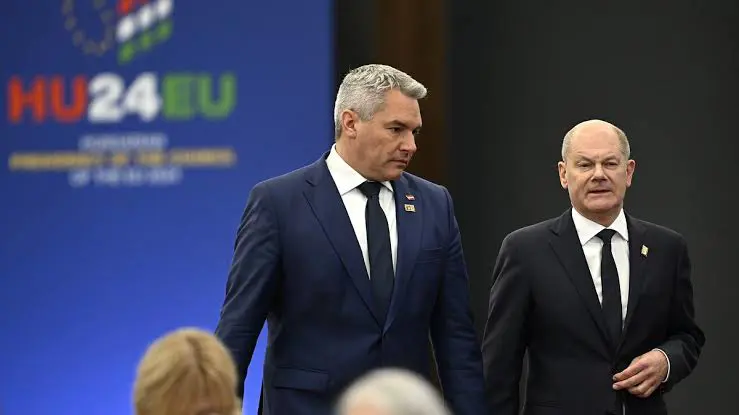 Avusturya'dan Suriye’ye dönmeyi düsünen mültecilere maddi destek