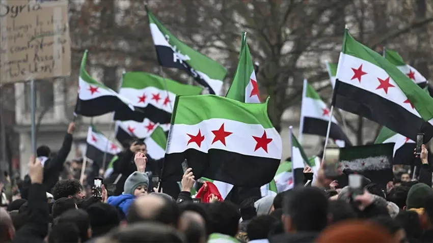 ‘O ülke’ Suriyelilerin iltica basvurularini askiya aldi!