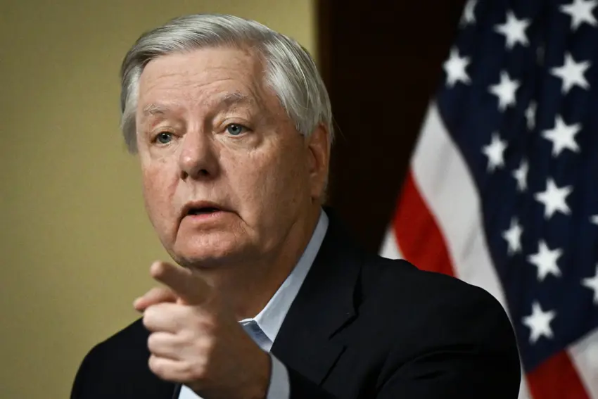 Graham: Ger Tirkiye êrîsî Rojava bike wê 50 hezar DAISî birevin, pêdivî bi herêma bêçek heye