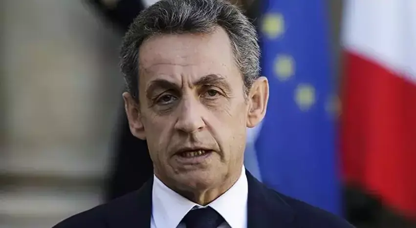 Dadgeha Fransî cezayê serokomarê berê pesend kir