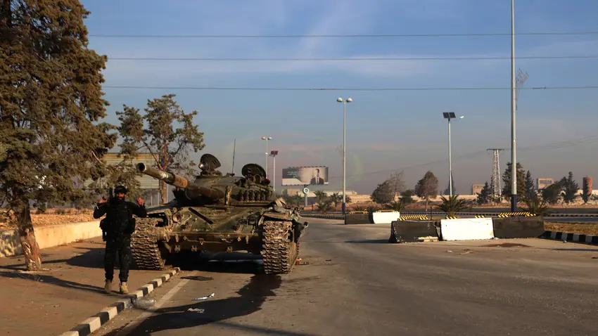 Pistî Helebê komên çekdar ber bi Hemayê bipêsve diçin: 450 kustî hene