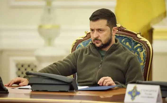 Zelensky ji Pûtîn re: Ehmeq!