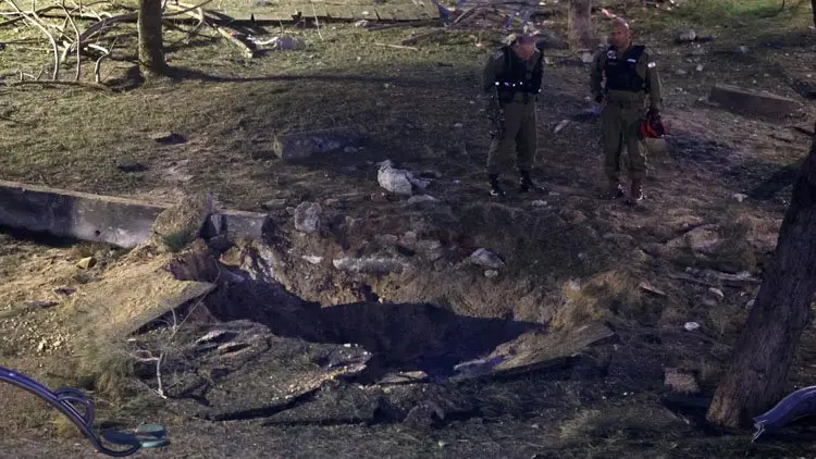 Hûsiyan êrîsî Tel Avîvê kir: gelek kes birîndar bûn