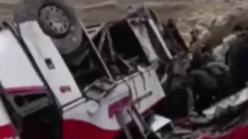 Li eyaleta Loristana Îranê otobus di helan de çû jêr: 10 mirî û 4 birîndar hene