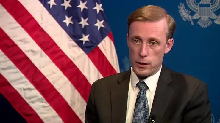 Sullivan: Divê em Kurdan biparêzin!