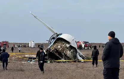 Kazakistan: Di balafira Azerbeycanê ya ku ket de 38 kes mirin