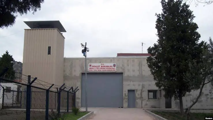 Türkiye Adalet Bakanligindan 'Imrali' basvurusuna yanit