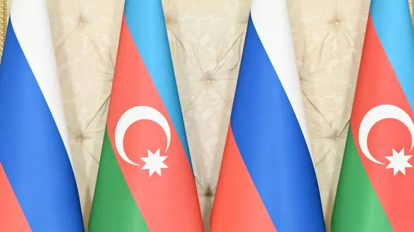 Azerbaycanê heyama mayîna welatiyên Rûsyayê li Azerbaycanê ji 180 rojan daxist 90 rojan