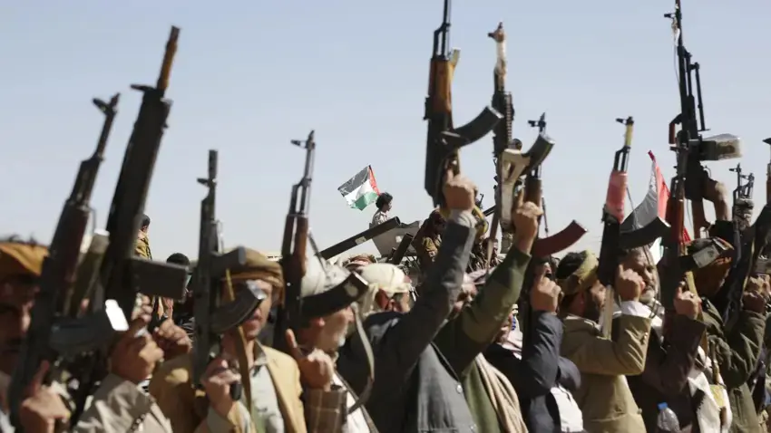 DYA û Îngilîstanê li dijî Hûsiyan êrîsên hewayî pêk anîn