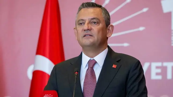 CHP Genel Baskani Özel'den 'erken seçim' çagrisi