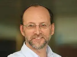 Îsraîl dixwaze rejîma Sûriye qels bibe lê ji roxandina rejîmê endîse dike