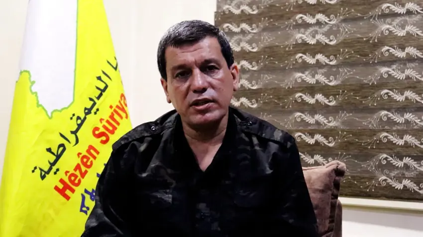 Ji Mezlûm Ebdî yekem peyama ketina Samê û guhertîna rejîma Sûriyê: Firsendek e