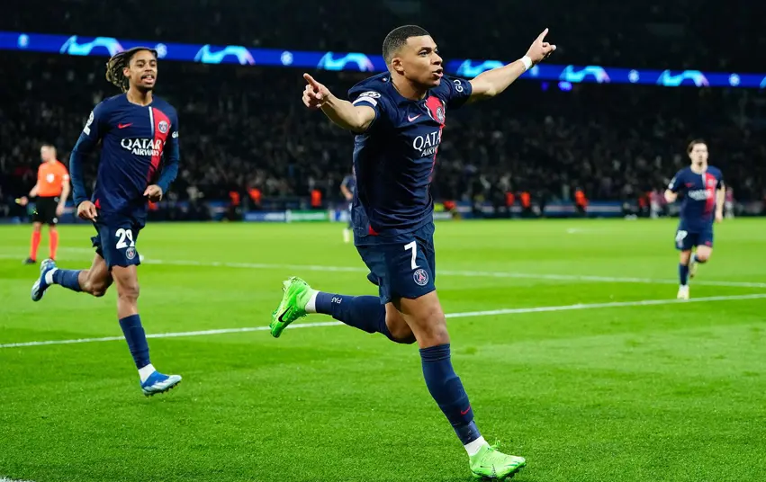 Kylian Mbappe Real Madrid ile anlasti