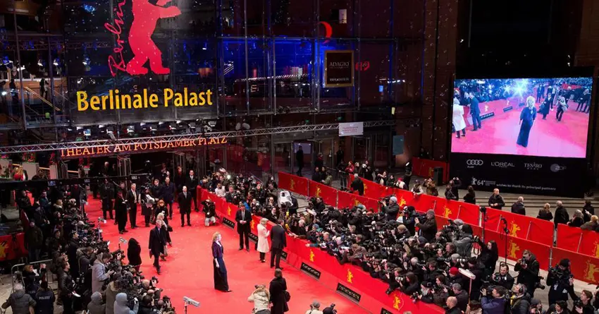 /haberresimleri/2024225/berlinale-de-zafer-belgesel-filmiyle-diop-unheadLine.webp