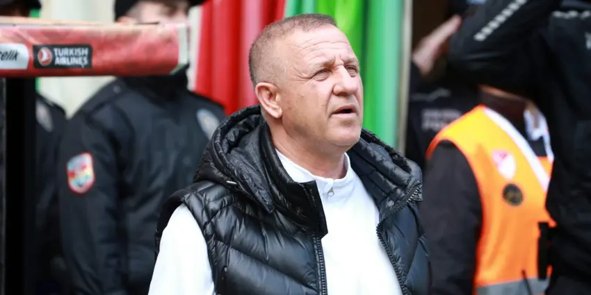 Amedspor teknik direktöründen taraftara tesekkür mesaji