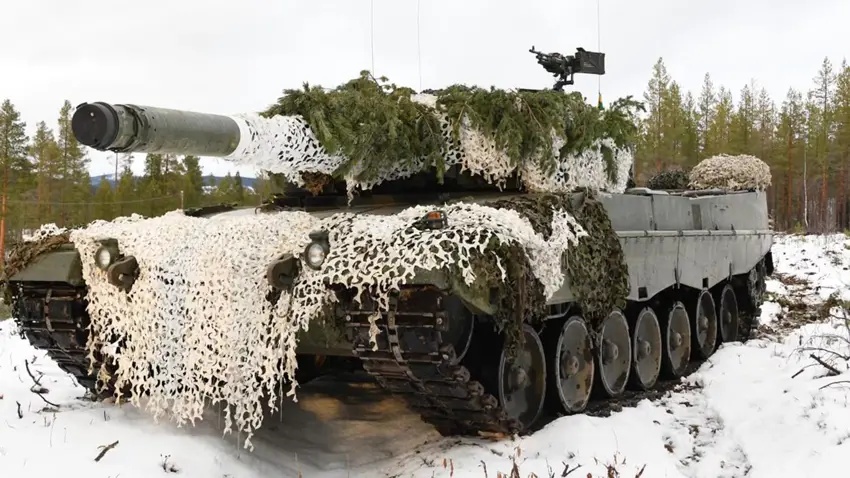 دانپێدانانی ئاڵمانیا بە تاڵانکردنی تانکی تری لیۆپارد ٢ لەلایەن هێزەکانی ڕووسیا