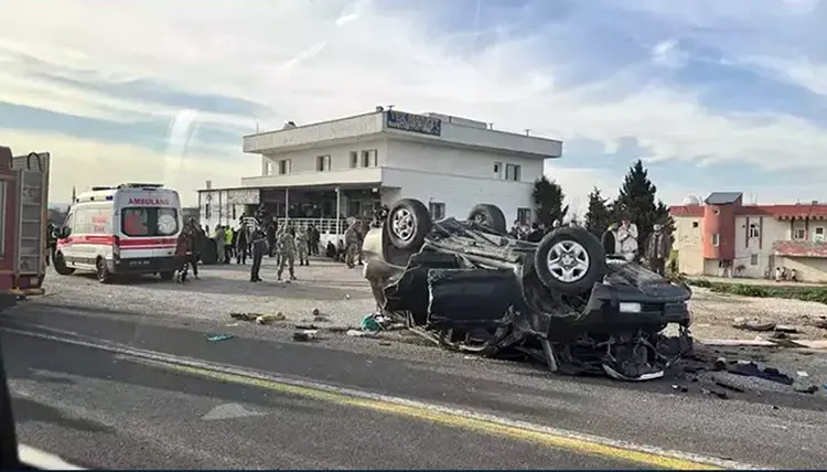 Li Sirnexê di konvoya Erdogan de qeza çêbû: Pasevanekî can da, 3 kes jî birîndar bûn