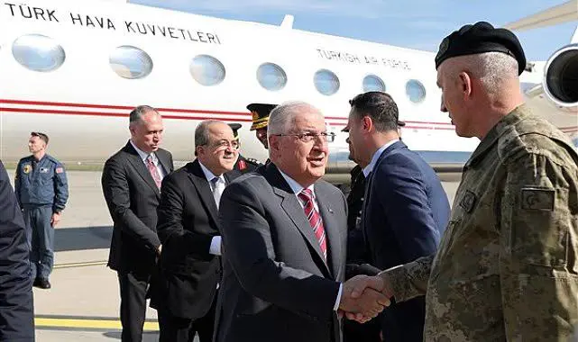 Türkiye Milli Savunma Bakani Güler Sirnak'a gitti