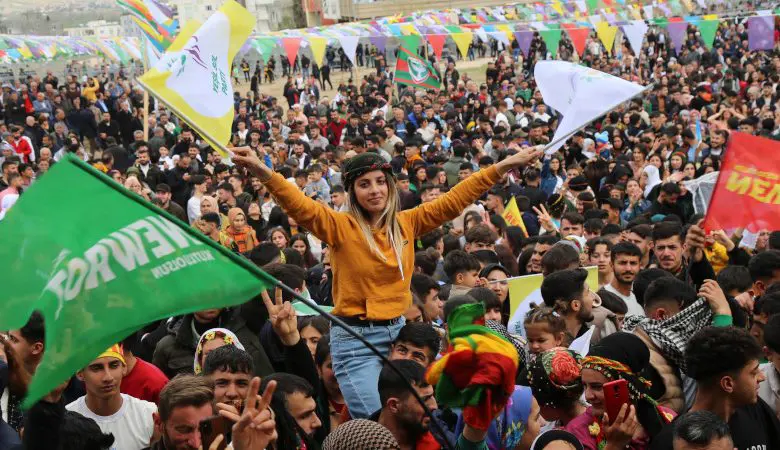 Pistî Rojhelat li Bakur jî agirê Newrozê pêket