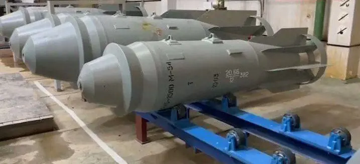 بارانبارینی سێ هەزار کیلۆ بۆمبی ڕووسی بۆ سەر ئۆکراین