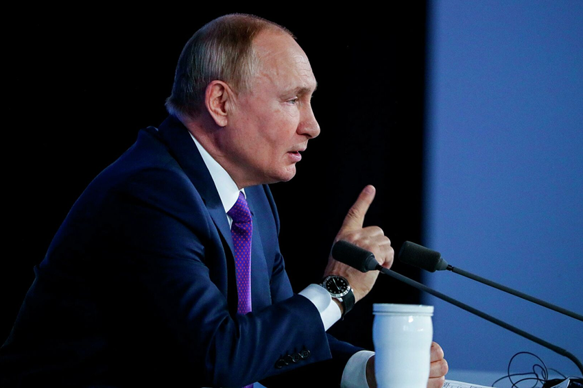 Putin'den katliama iliskin sert açiklama!