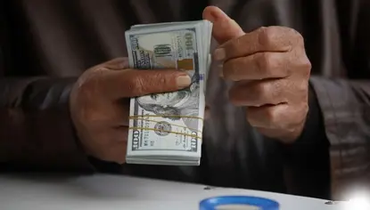 بانكی ناوەندی: جیاوازیی نێوان نرخی رەسمیی دۆلار لەگەڵ بازاڕدا كەمدەكەینەوە