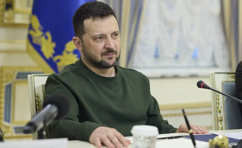 Zelensky bersiv da tawanbariyên Putin ên di derbarê hêrisa Moskowê