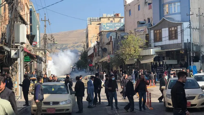 Li Silêmaniyê xwepêsandan: Hin mamoste hatin desteserkirin