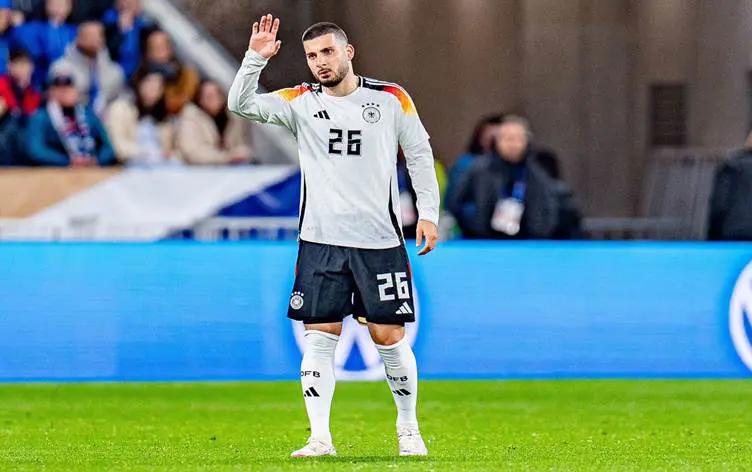 Kürt futbolcu Deniz Undav, Almanya milli takiminda ilk maçina çikti