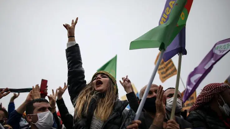 Reuters: Ikilemdeki Kürtler, Istanbul’da sonuçlari belirleyebilir